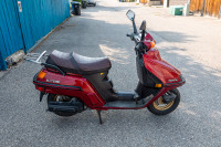1985 Honda Elite 250cc Scooter in great condition with low miles