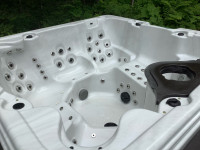 Large Hot tub 