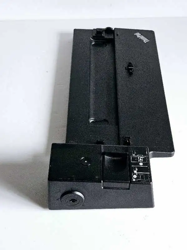 Lenovo  ThinkPad Ultra  Docking  Station- 4OAJ0135US in Laptops in City of Montréal - Image 6