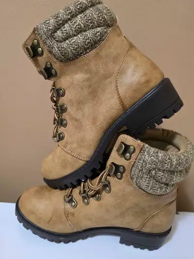 Winter leather boots , View more