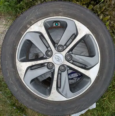 Set of 4 NEXEN Npriz AH8 all season tires and 4 genuine factory OEM aluminum alloy rims (5 lug-114mm...