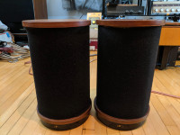 JR-149 Rogers 149, the sister of Rogers LS3/5A speakers