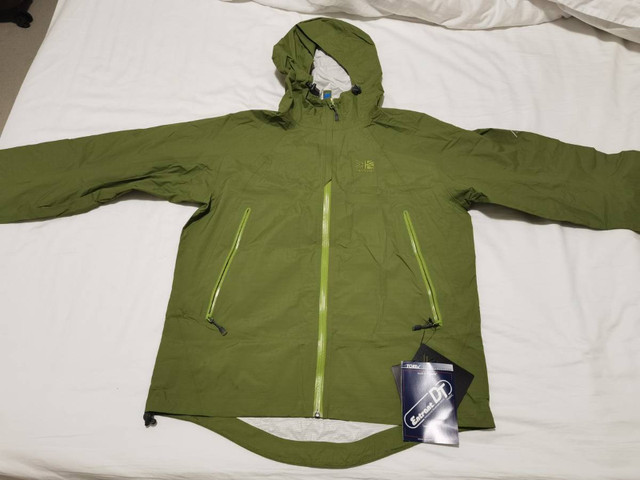 Karrimor softshell jacket and polyester jacket dans Hommes  à UBC