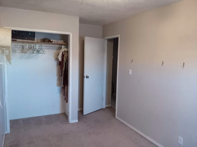 Room for Rent in the Community of Ramsey in Room Rentals & Roommates in Calgary - Image 2