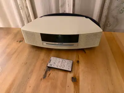 Bose wave radio/ with CD, View more