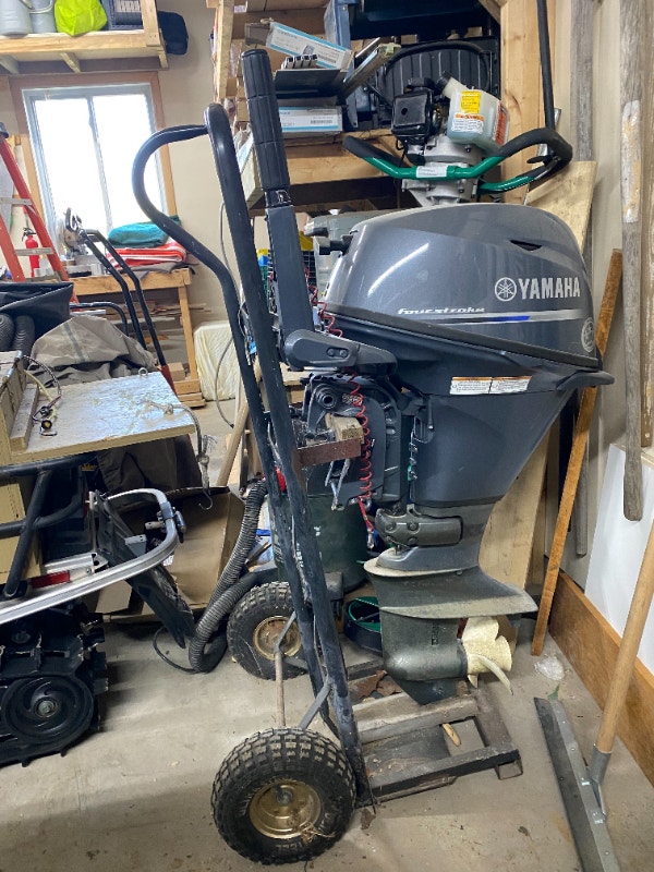 2018 Yamaha 4 stroke, 15 hp boat motors Powerboats & Motorboats