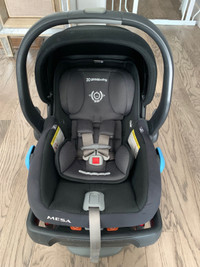 Uppababy infant car seat with base