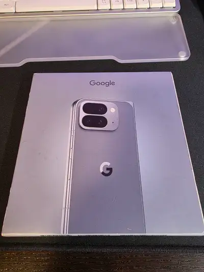 [BNIB] Google Pixel 10 Pro Fold - 256GB - Moonstone, View more