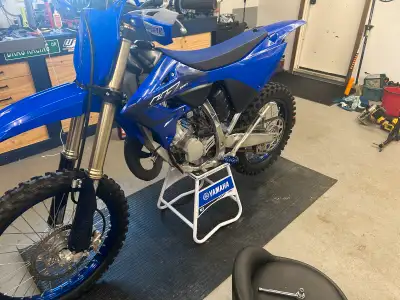 Bike is in great shape. Low hours. Clean bike. Bike has kickstand. Asking 7300$ can deliver to Edmon...