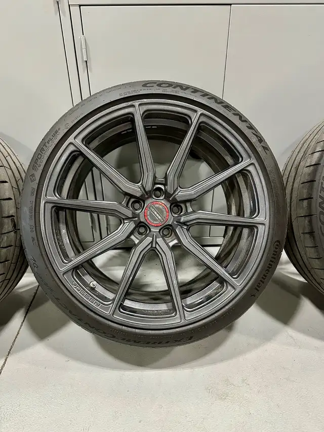 20" 10.5 Vossen HF-3 w/ Tires (Square Setup) in Tires & Rims in Mississauga / Peel Region - Image 3