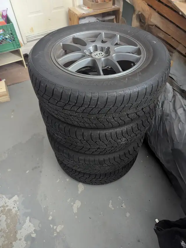 225/65 R17 Winter Tires + Alloy Rims$600 in Tires & Rims in City of Toronto - Image 2