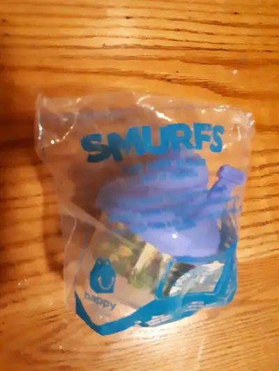 SMURFS THE LOST VILLAGE Blue house McDonalds 2017 Happy Meal Toy Brand new in package - never opened...