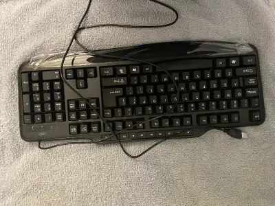 Black staples keyboard new, View more