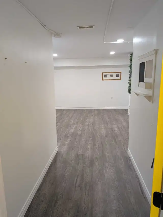 Space for Rent in Commercial & Office Space for Rent in Oakville / Halton Region - Image 7