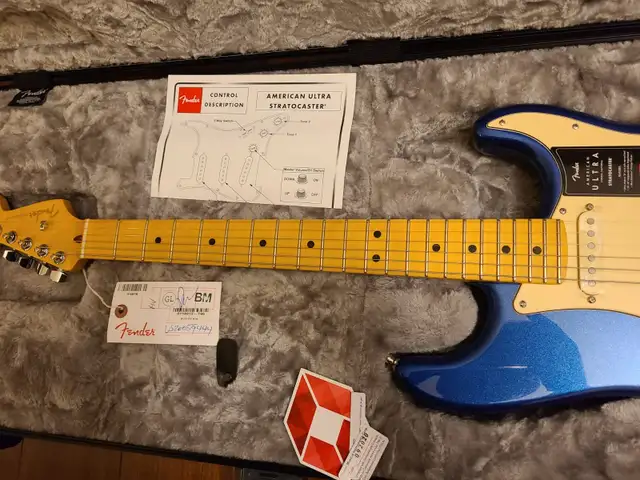 Fender American Ultra Stratocaster – Cobra Blue (Brand New)63234473828099124