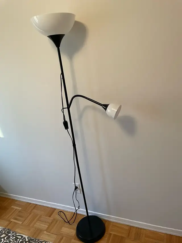 Floor Lamp449689187988940802