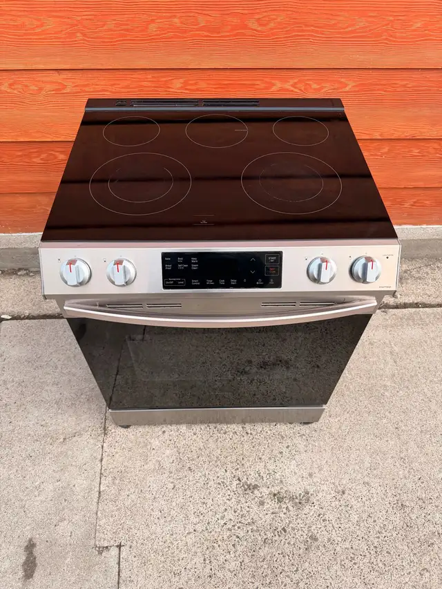 Samsung Slide-In Electric Range – 30” in Stoves, Ovens & Ranges in Mississauga / Peel Region - Image 5