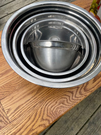 Stainless mixing bowls set of 4 
