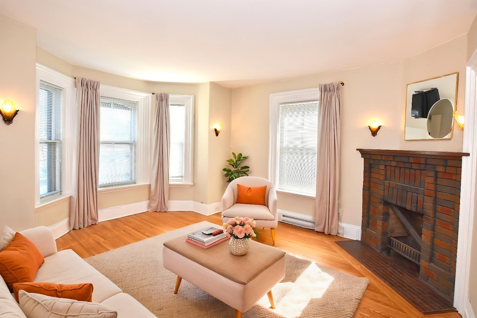 Central 3 Bdrm with Tons of Character! 5