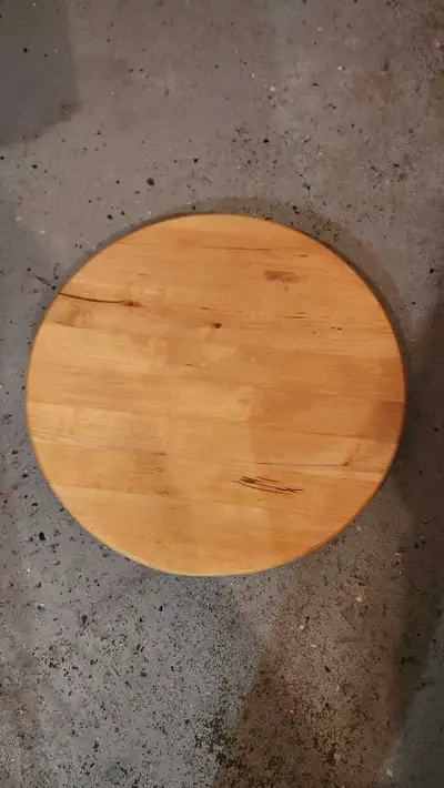 This rotating wooden tray is perfect for serving appetizers or displaying items. It features a smoot...