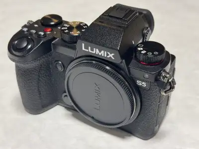 Panasonic Lumix S5 full-frame mirrorless camera body in excellent condition. Camera is clean, fully...