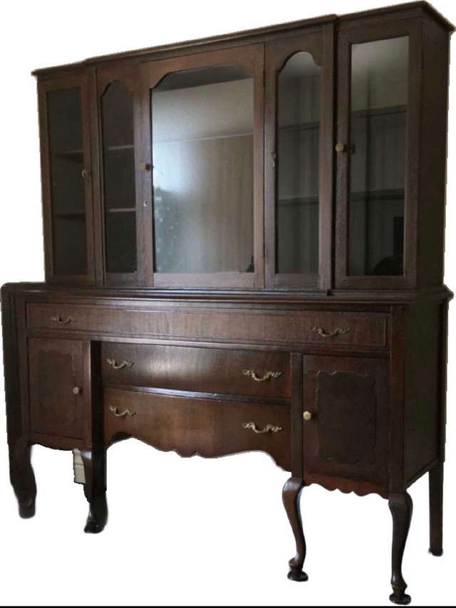 China Cabinet and Buffet in Hutches & Display Cabinets in Oshawa / Durham Region