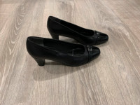 New Ladies Black Pump shoes