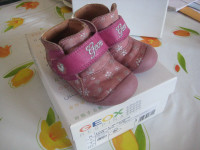 Chaussures pour bébé Geox 4 US / 19 EU