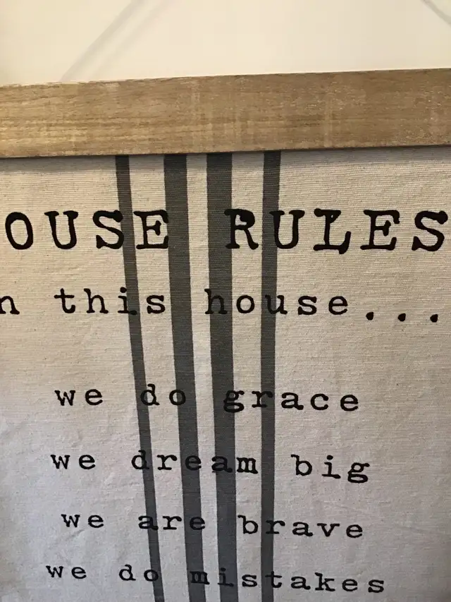 New ..Farmhouse design… Mudd Pie Fabric wall hanging in Home Décor & Accents in Ottawa - Image 5