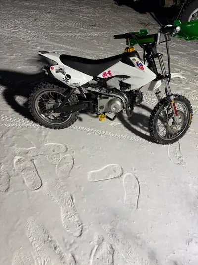 100cc pitbike runs great, fires right up. Has AVS unbreakable lever, aftermarket exhaust, has electr...