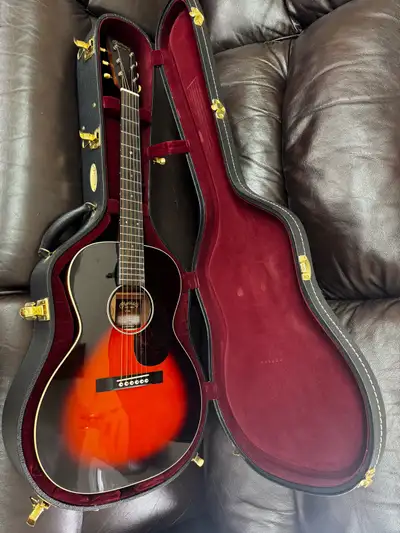 Martin CEO-7 Acoustic Guitar, View more