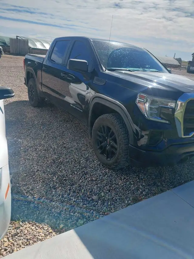 GMC sierra 593713740603740166