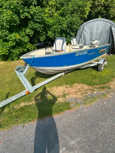 Excellent condition New prop New seats