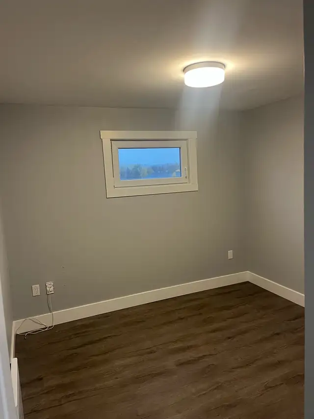 2 Bedroom 1 Bathroom Apartment in Long Term Rentals in Charlottetown - Image 9