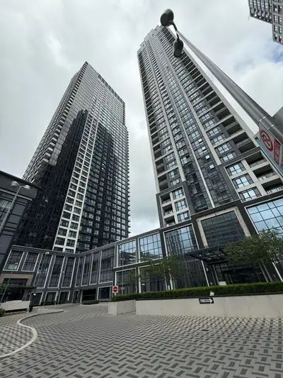 Hello Just for one, long term preferred Room available for sharing It’s 2 bed 2 bath apartment 7 mab...