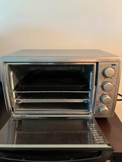 Kitchen countertop Oven , Electrical Pots and Pans, Stereo, Desk, View more