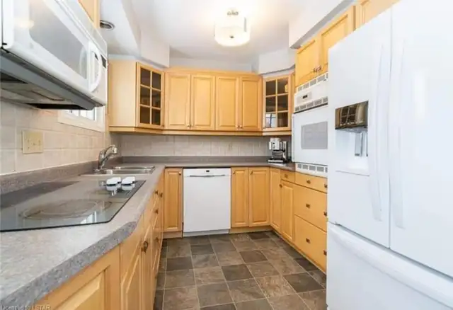 Rental at Kincardine near Bruce Power,  Golf Course!! in Room Rentals & Roommates in Owen Sound - Image 5