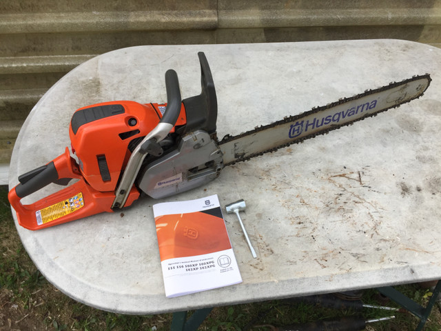 Husqvarna 562 XP Chainsaw in Power Tools in Kitchener / Waterloo