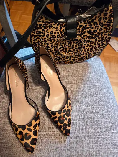 souliers, View more