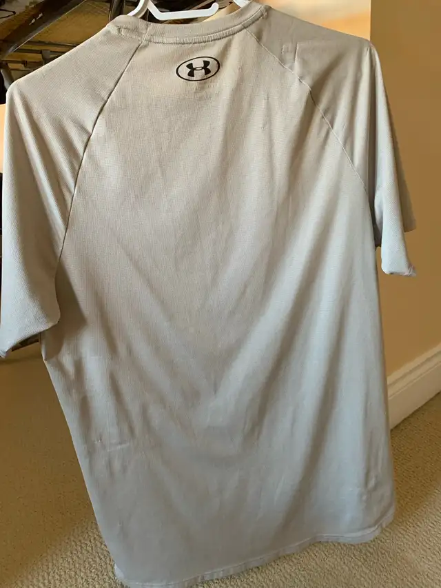 Under Armour Tech Tee - Medium64959964339073121
