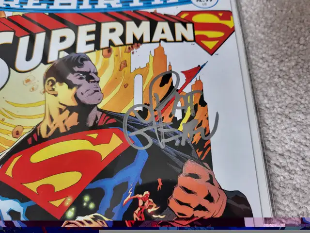 Superman (2016 Series) #1 - Duo Signed by Tomasi and Gleason in Comics & Graphic Novels in Mississauga / Peel Region - Image 4