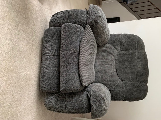LaZboy swivel recliner Chairs & Recliners Edmonton Kijiji