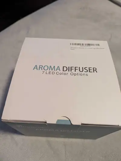 This is a Diffuserlove Aroma Diffuser with 7 LED colour options, perfect for creating a relaxing atm...