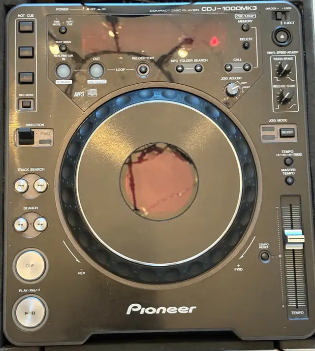 Pioneer Pro DJ Setup – DJM-800 + 2× CDJ-1000MK3 + Hard Cases in General Electronics in Calgary - Image 4
