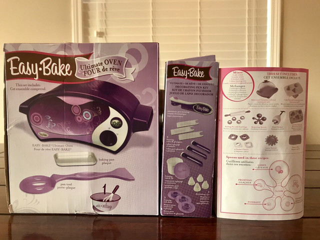 Easy Bake Oven . in Toys & Games in Edmonton - Image 2