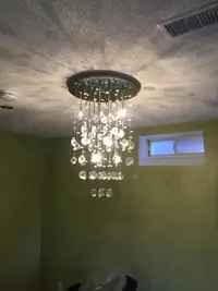 Crystal hanging light fixture