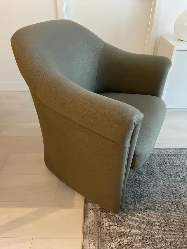 Article Chair - Hess Welsh Green Chair in Chairs & Recliners in City of Toronto - Image 7