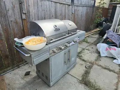 Bbq used but works, View more