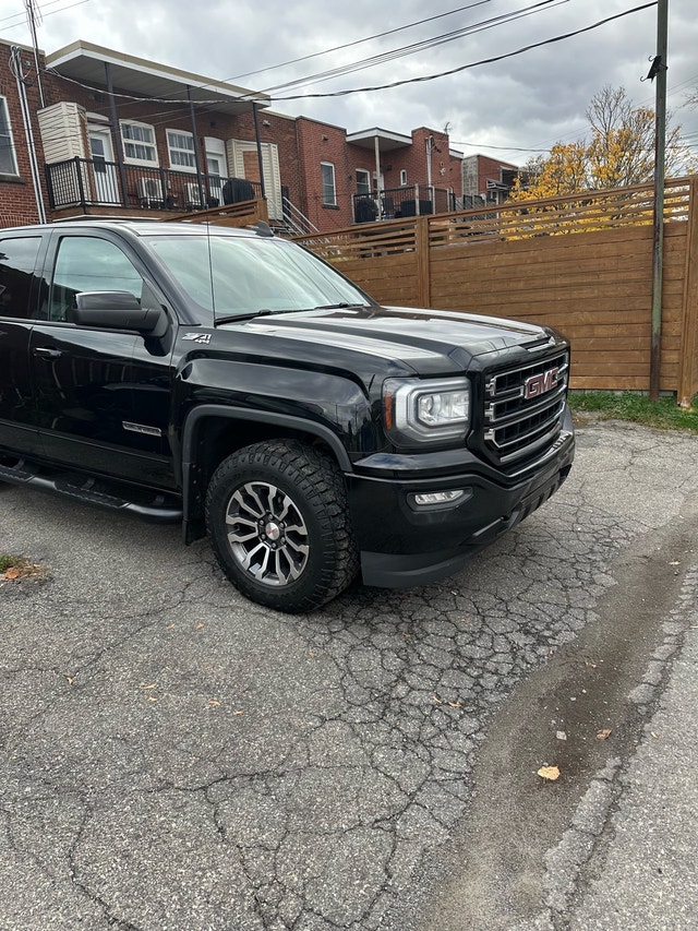 GMC Sierra 2018 — photo 2