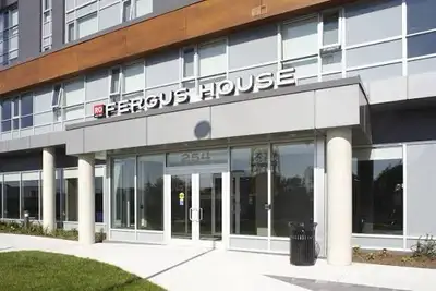 Winter Sublease – Fergus House, Waterloo Subleasing a room in a 4 bed / 4 bath all-male suite at Fer...